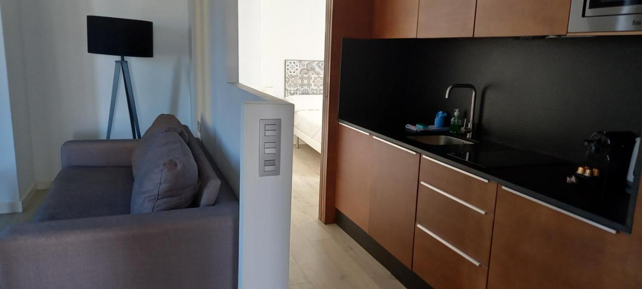 Casa Palacio La Casa Blanca Suites Севилья Экстерьер фото