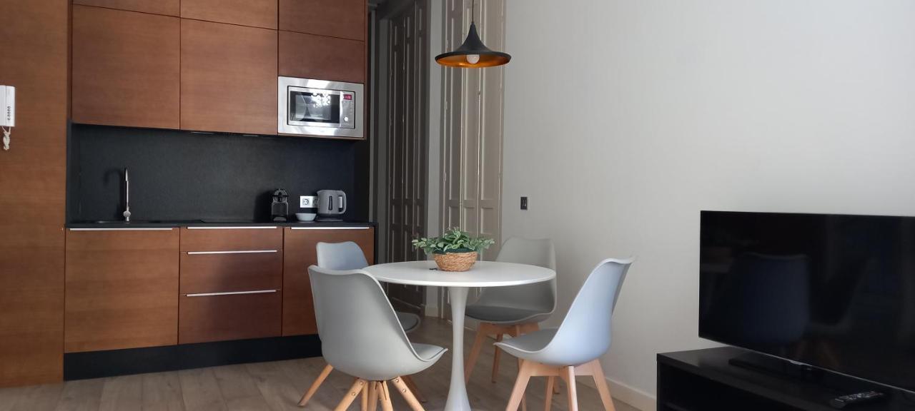 Casa Palacio La Casa Blanca Suites Севилья Экстерьер фото