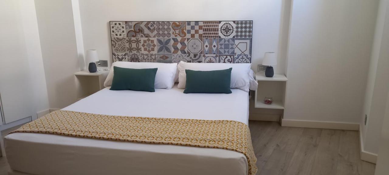 Casa Palacio La Casa Blanca Suites Севилья Экстерьер фото