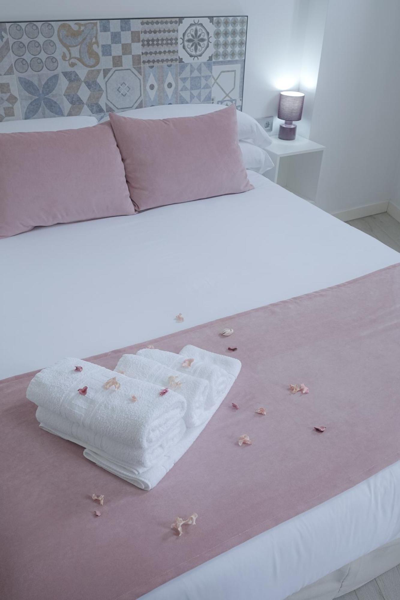 Casa Palacio La Casa Blanca Suites Севилья Экстерьер фото